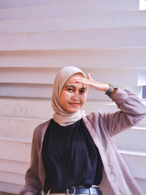 Vania Lutfi Safira is looking for a Room / Studio / Apartment in Leiden